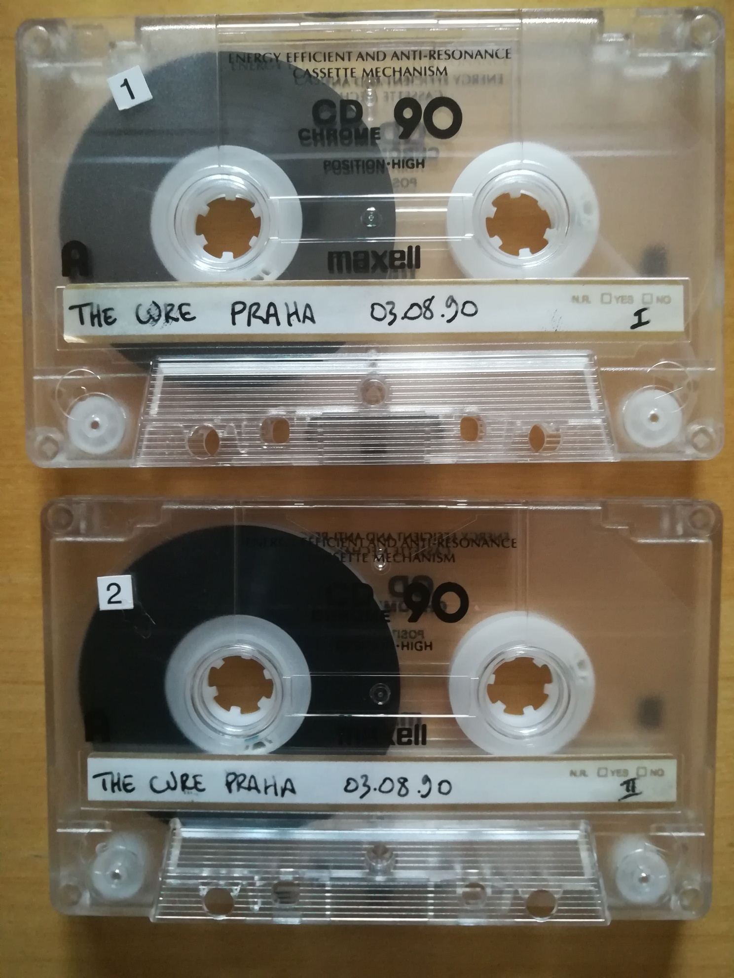 Cure1990-08-03SportovniHalaPrahaCzechRepublic (3).jpg